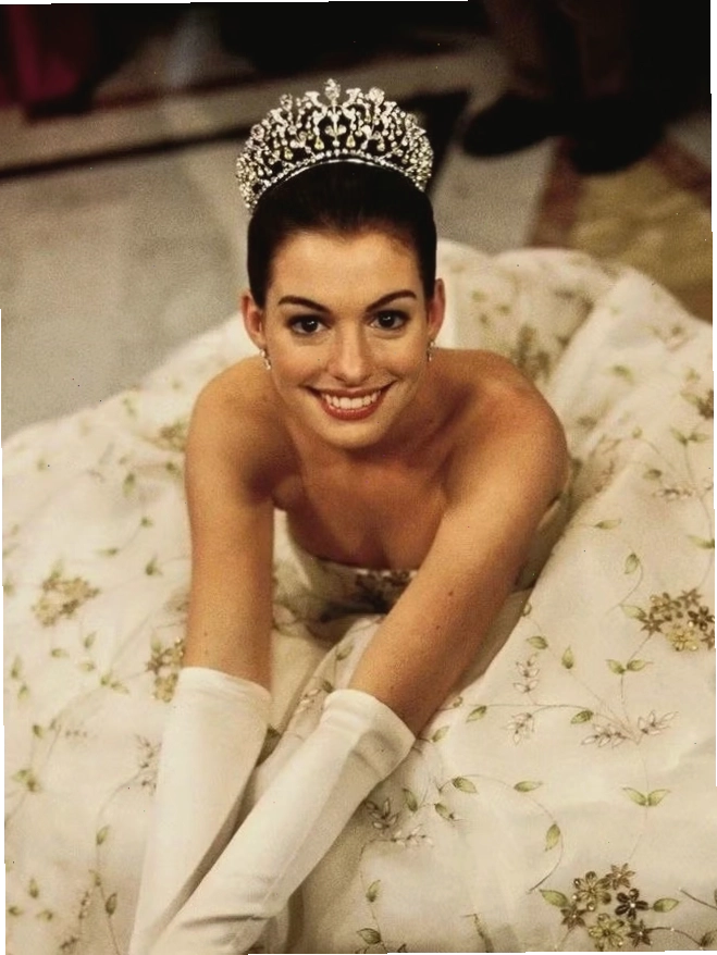 Anne Hathaway trong vai Mia Thermopolis thời trẻ