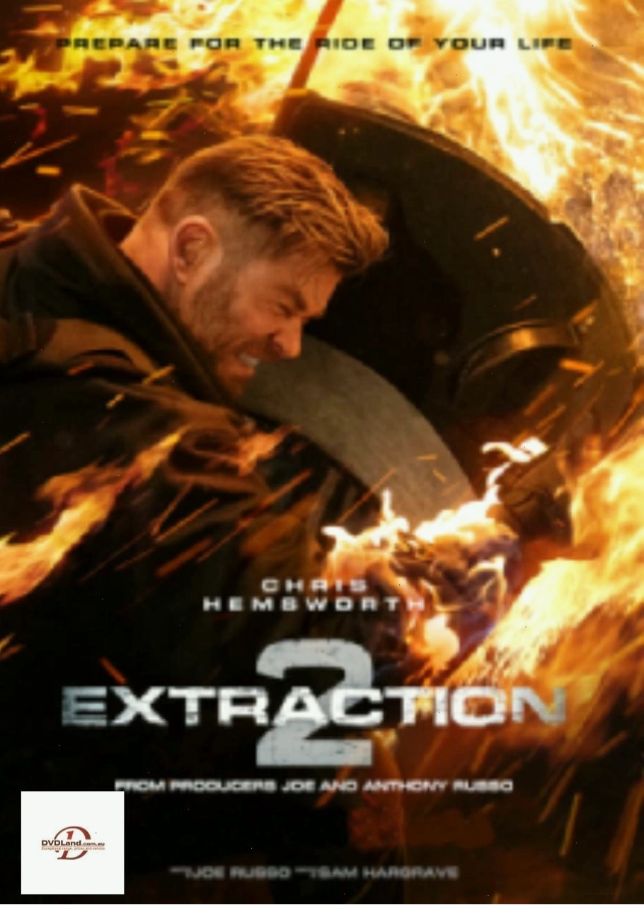 Cảnh hành động gay cấn trong Extraction 2