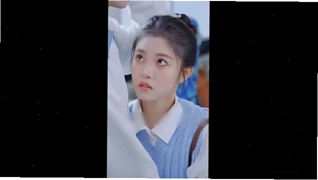 Cảnh phim Interstellar với hình ảnh lỗ đen ấn tượng