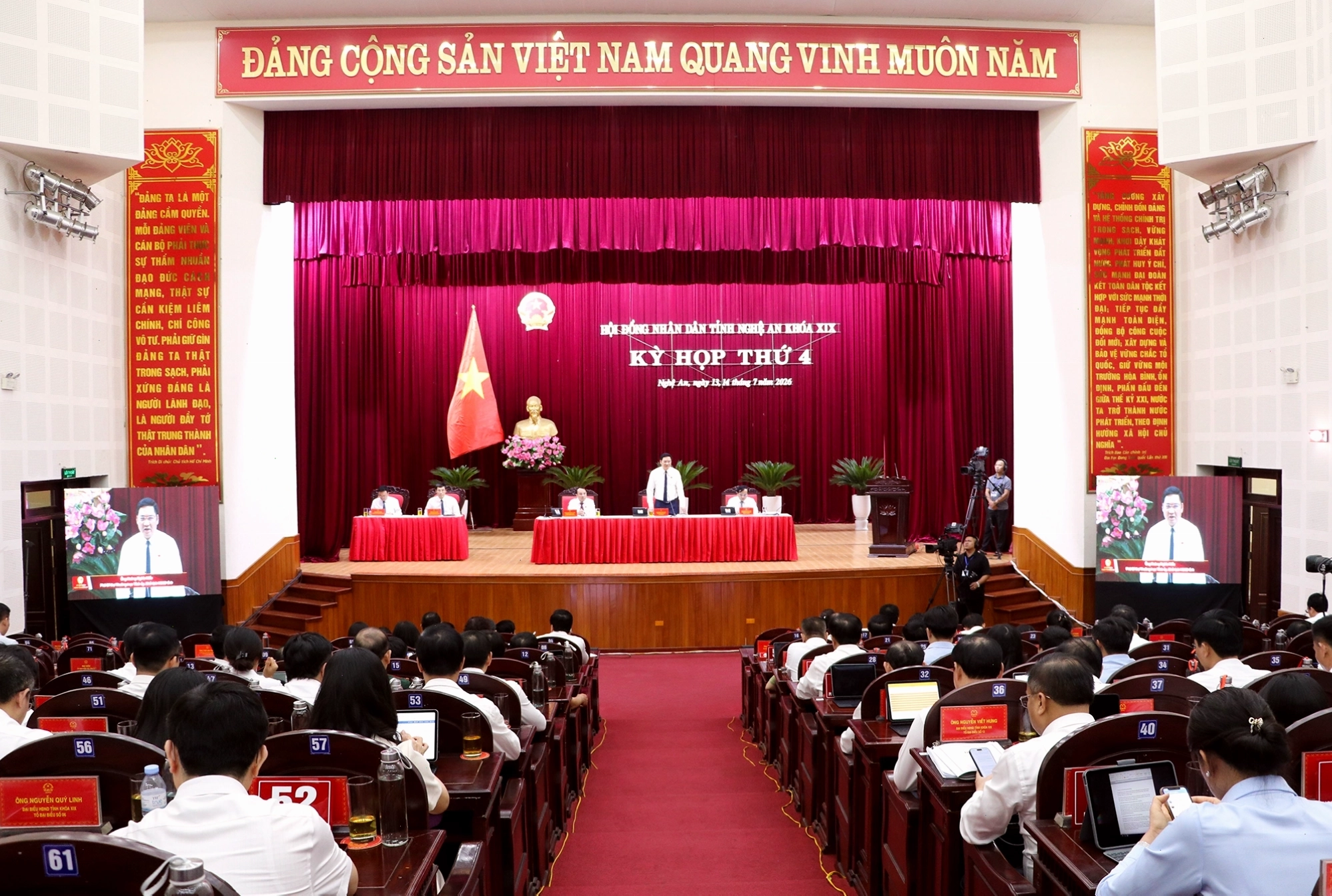 Cảnh quan kỳ vĩ trên hành tinh Pandora trong phim Avatar