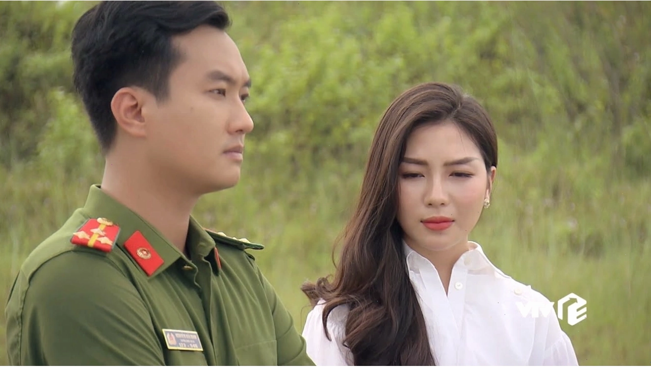Cảnh quay bình yên tại làng quê trong phim Phố trong làng (2021)