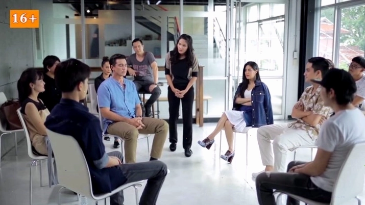 Cảnh quay thân mật giữa cặp đôi trong phim làm dâu nhà giàu