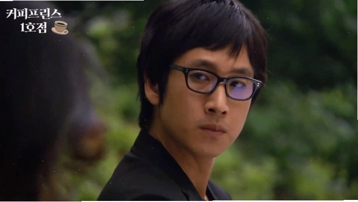 Cảnh thân mật giữa Lee Sun Kyun và Gong Hyo Jin