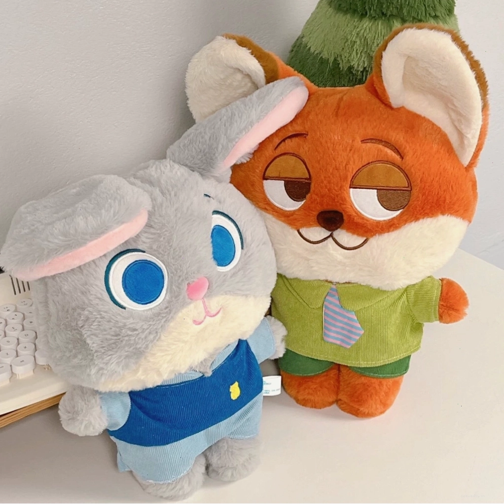 Cáo Nick Wilde với bộ dạng lém lỉnh và thông minh