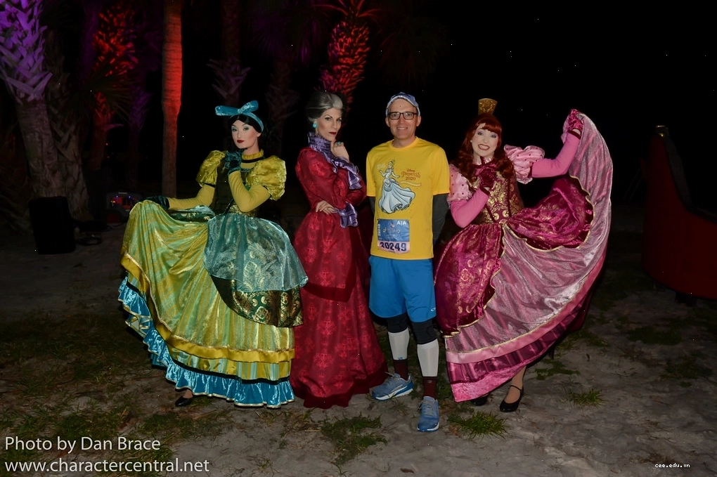 Cuộc đua runDisney WDW Princess Half Marathon
