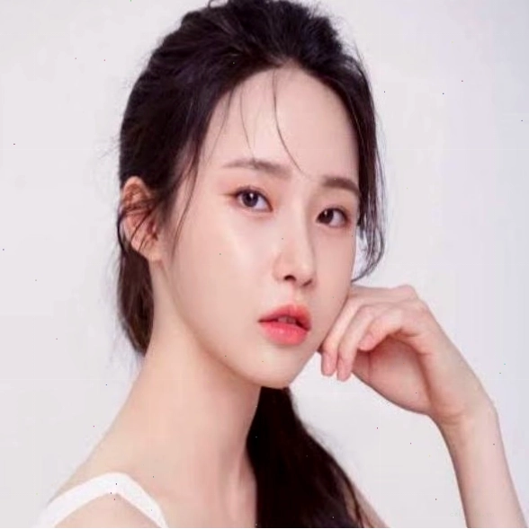 Diễn viên Song Yeon-ji và Yeon-jeong trong phim B Cut