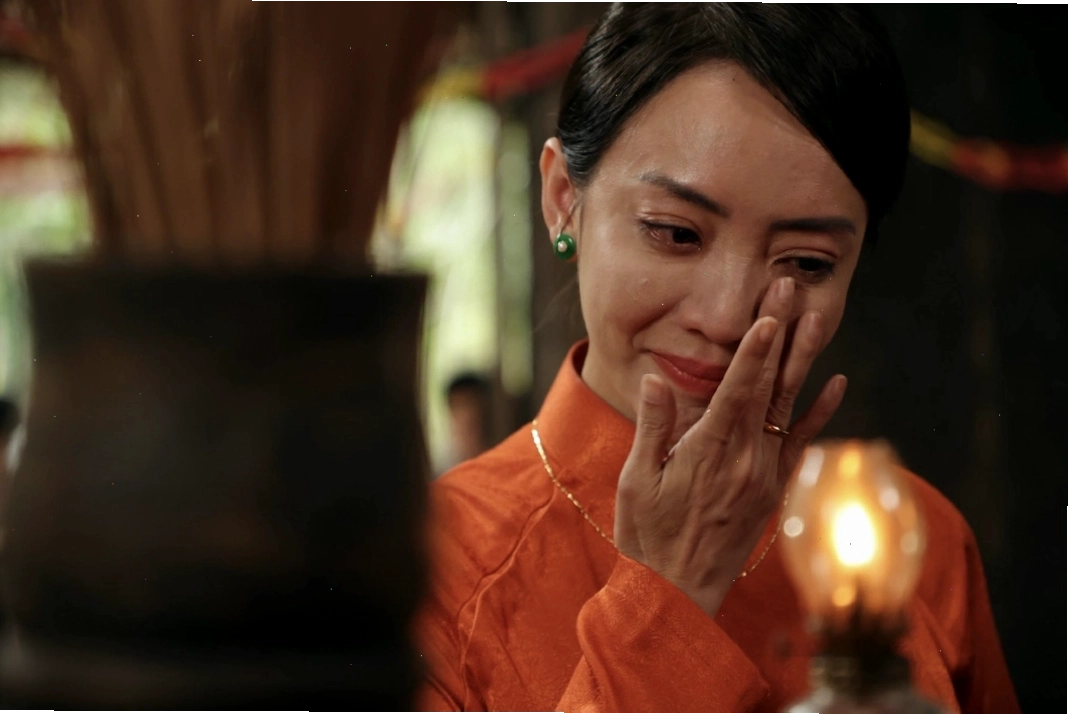 Diễn viên Thu Trang trong phim Nắng (2016)