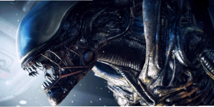 Hình ảnh lỗ sâu vũ trụ trong phim Interstellar
