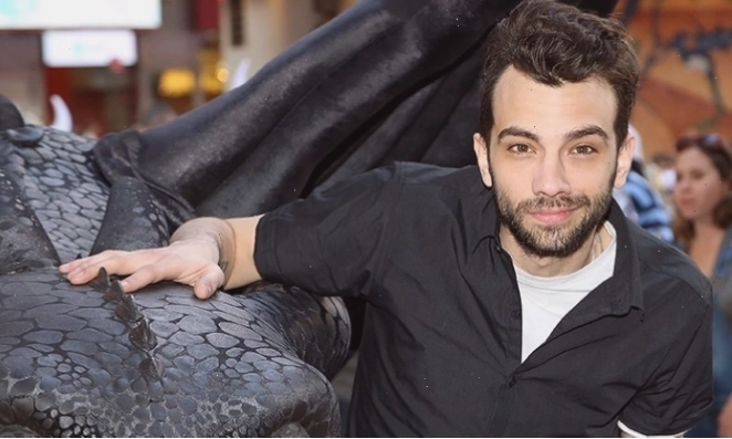 Jay Baruchel tham gia buổi ra mắt phim