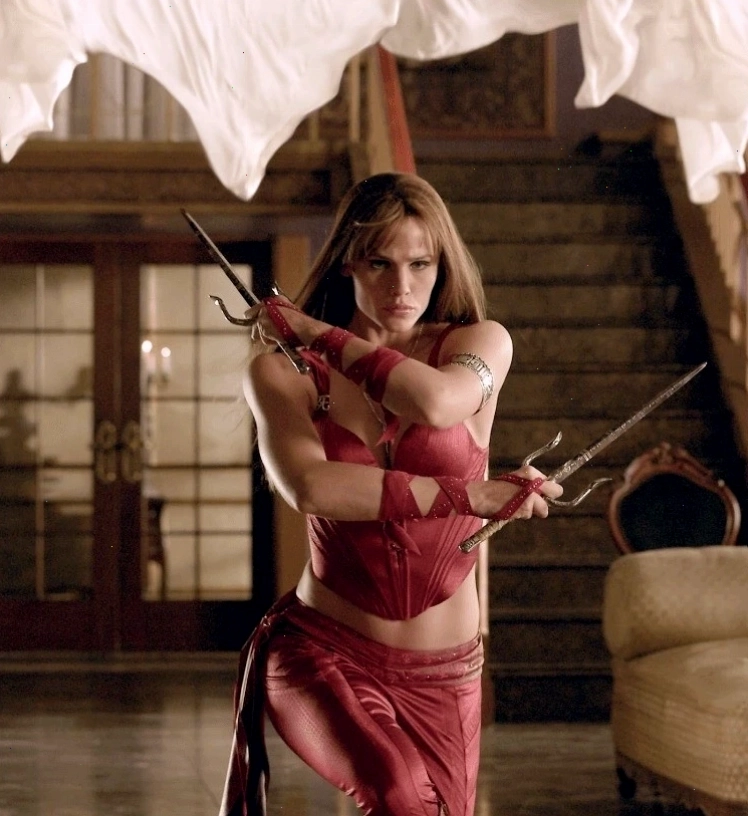 Jennifer Garner tái xuất vai Elektra trong Deadpool & Wolverine