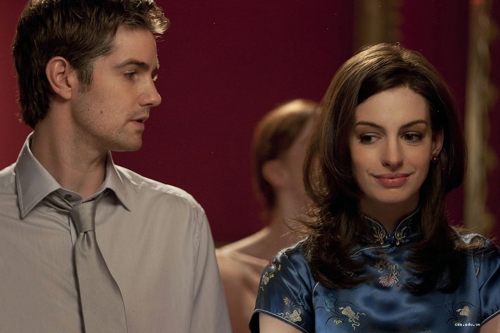 Jim Sturgess và Anne Hathaway trong phim điện ảnh One Day năm 2011