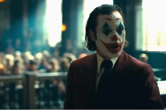 Joaquin Phoenix trong vai Joker