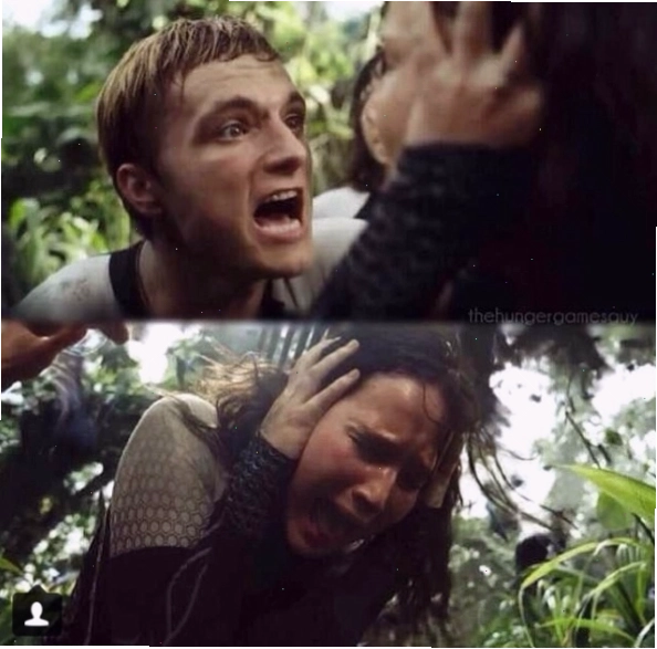 Katniss Everdeen trong trang phục Cô gái lửa