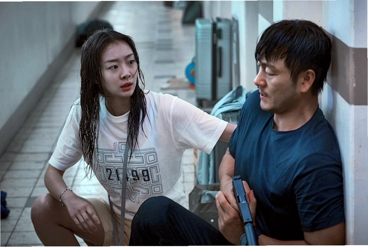 Kim Da Mi và Park Hae Soo trong phim 'Đại hồng thủy'
