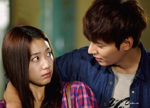 Kim Tan và Cha Eun Sang trong bộ phim Người thừa kế