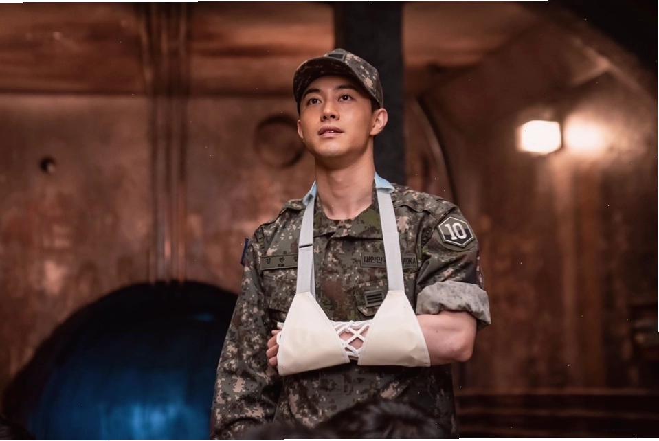 Kwak Dong Yeon thể hiện vai diễn Man Cheol trong Bỗng Dưng Trúng Số