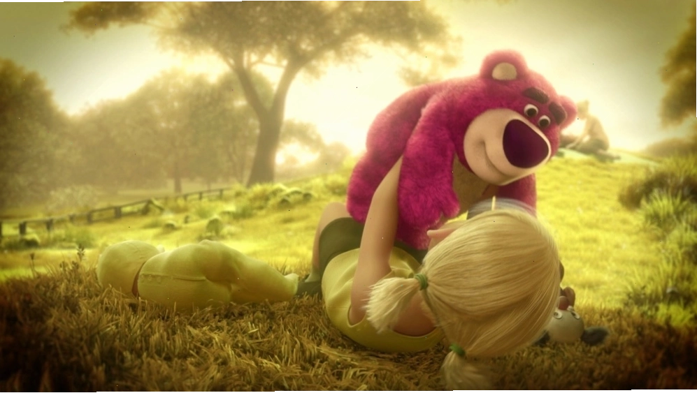 Lotso kiểm soát đồ chơi tại Sunnyside Daycare