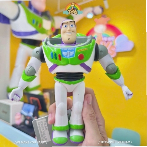 Mô hình Buzz Lightyear có tích hợp đèn ngủ
