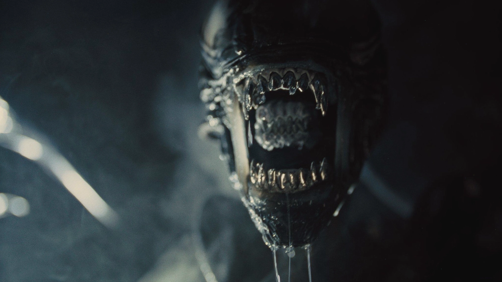 Poster chính thức của phim Quái Vật Không Gian: Alien Romulus