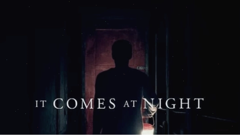 Poster phim It Comes At Night - Màn Đêm Buông Xuống với tông màu u ám