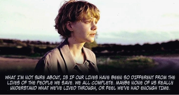 Poster phim Never Let Me Go với tông màu trầm buồn