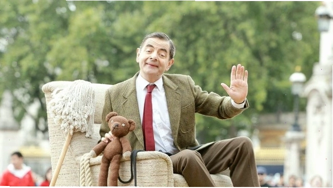 Rowan Atkinson trở thành một biểu tượng ngành hài kịch nhờ vai diễn Mr. Bean kinh điển