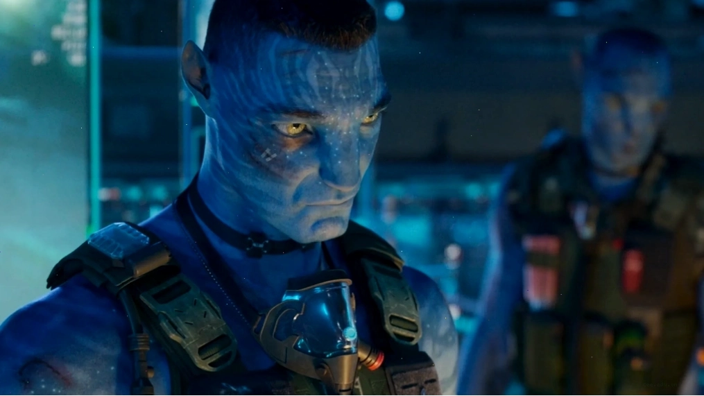 Stephen Lang trong vai Đại tá Quaritch trong Avatar Phần 3