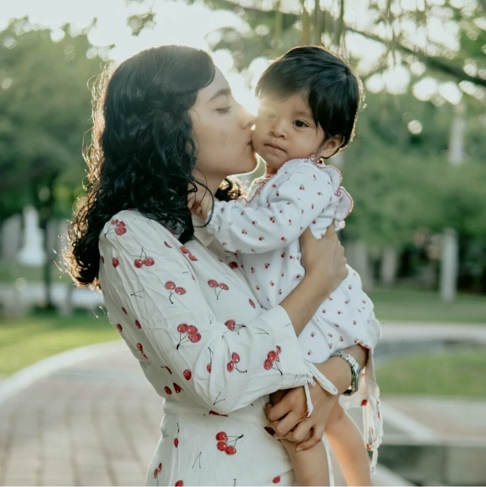 Tình yêu thương vô bờ bến giữa mẹ và con