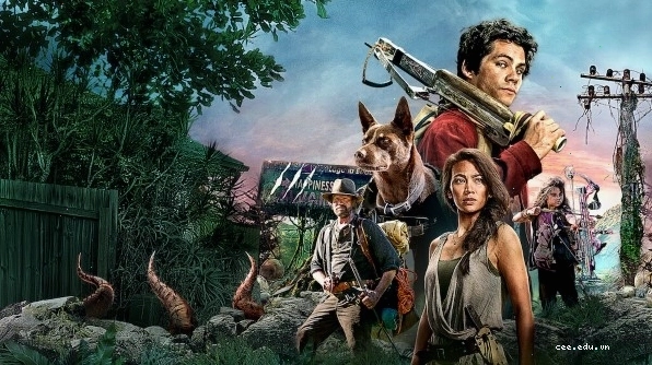 Tình yêu và quái vật - Love and Monsters (2020) với nhân vật chính đối mặt quái vật