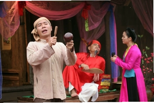 Tự Long và Xuân Bắc trong "Không hề biết giận"